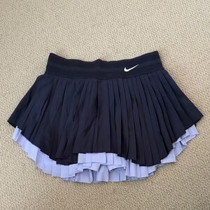 Nike Women's Black and Gray Pleated Mini Skirt